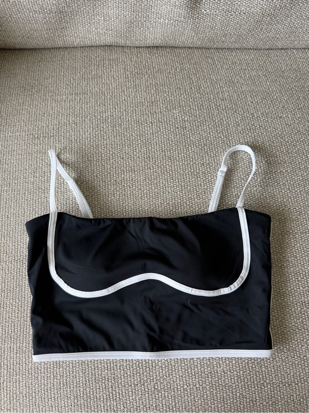 Black Contrast Trim Crop Bralette Top - Women's Crop Top